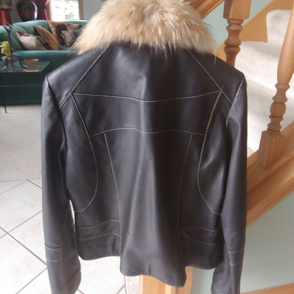 Leather jacket - Picture 2 of 4